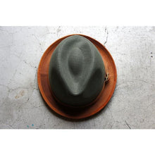 Load image into Gallery viewer, [ROBERU]&lt;br&gt; Natural Dyed&lt;br&gt; Canvas&amp;Leather Hat